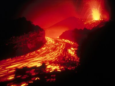 volcano-lava-flow.jpg